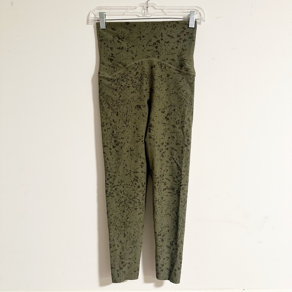 Spanx Green Compression Smoothing Waistband Tummy Control Leggings